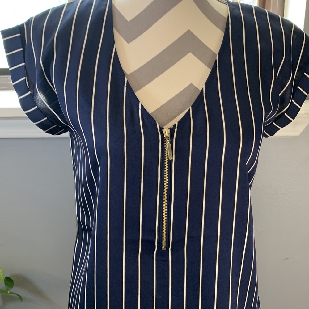Shirt - Picture 2 of 3